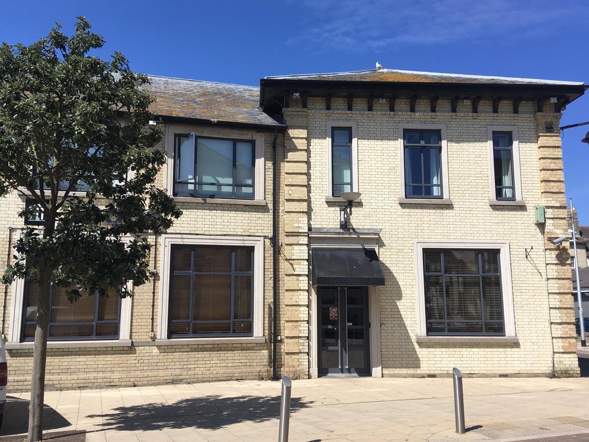 Hatfield Lodge Lowestoft Exterior photo